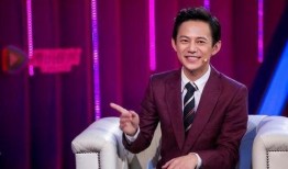 何炅爆料邓伦怕鸡的视频,萌态十足，网友直呼可爱