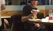 偶遇明星爆料视频大全,揭秘娱乐圈幕后花絮视频大盘点